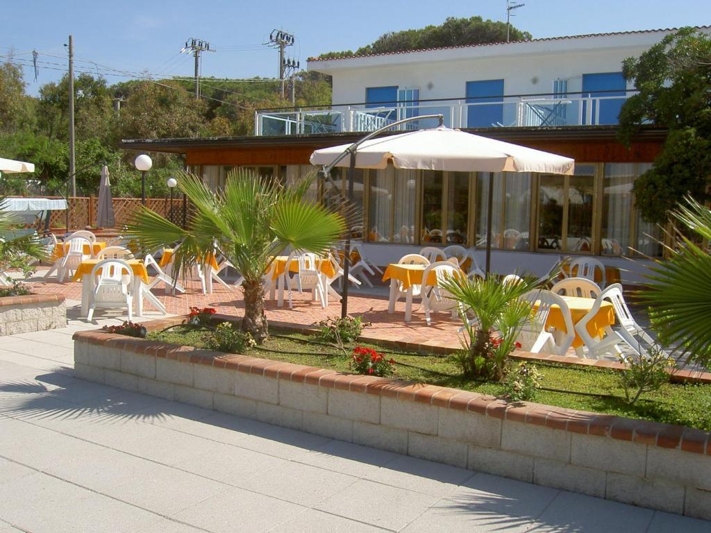 ホテル Baia Del Sole パエストゥム エクステリア 写真
